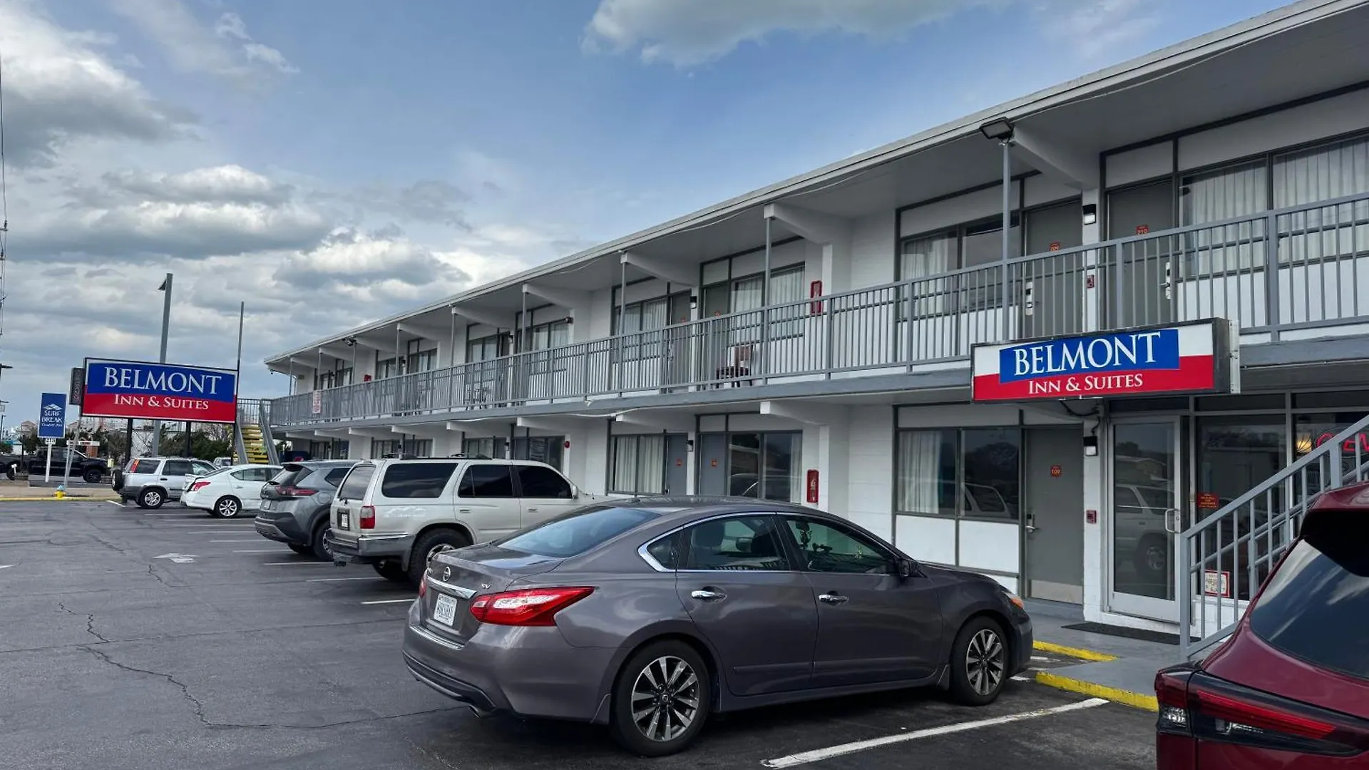 Belmont Inn & Suites Virginia Beach Hotel