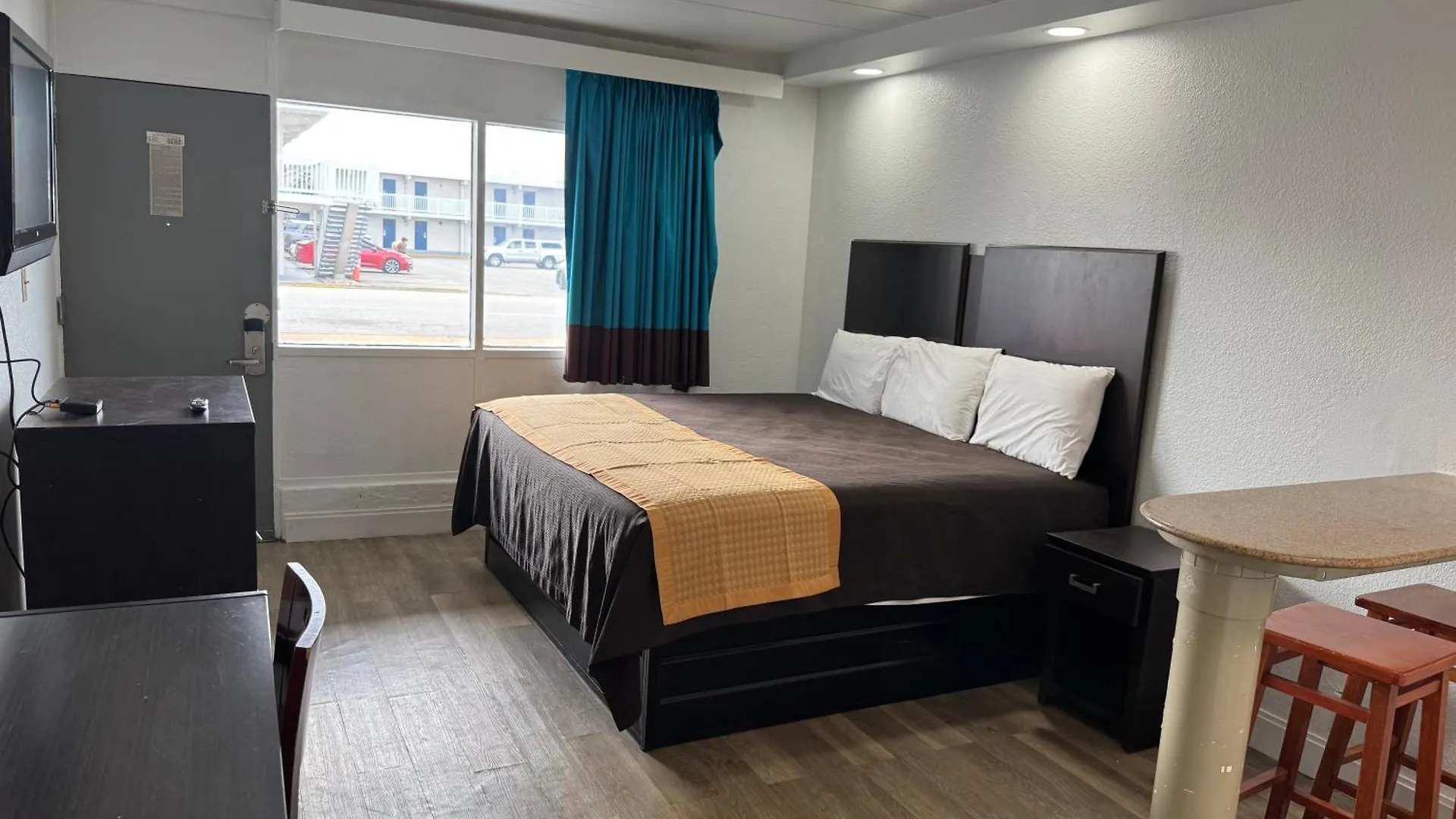 Belmont Inn & Suites Virginia Beach