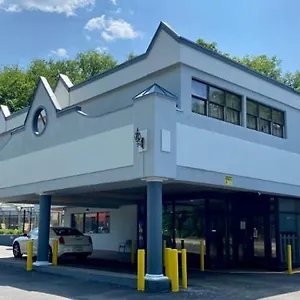 Days By Wyndham Hotel Pittsburgh