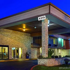 La Quinta By Wyndham Nw Hotel Portland