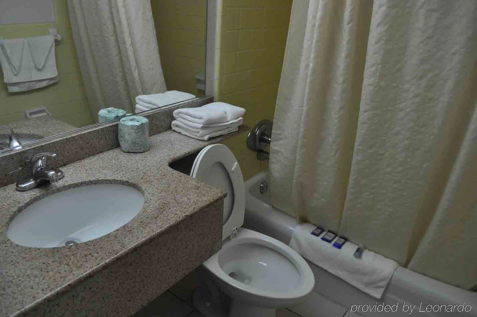 ** Hotel Belmont Inn & Suites Virginia Beach United States