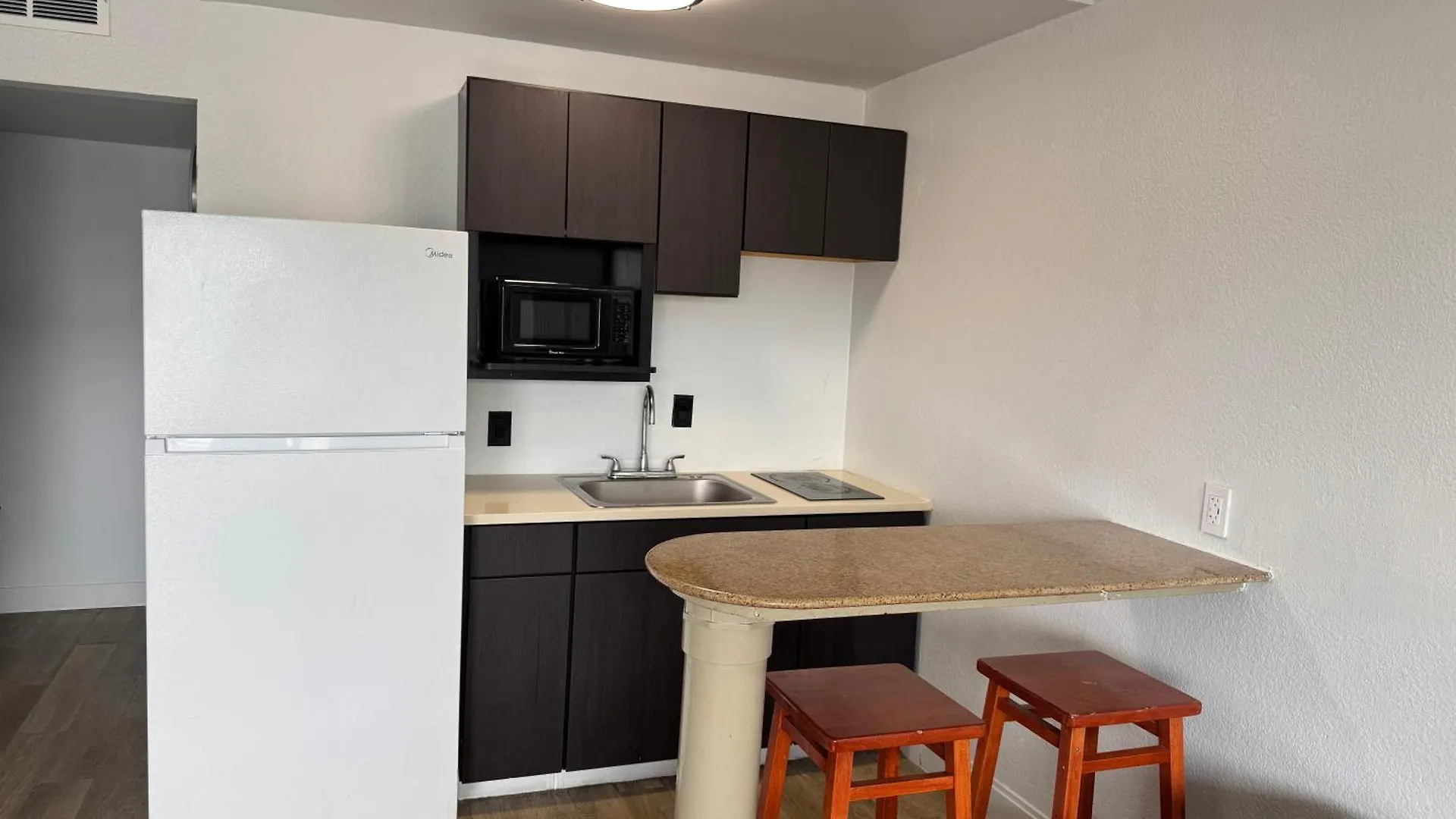 Belmont Inn & Suites Virginia Beach
